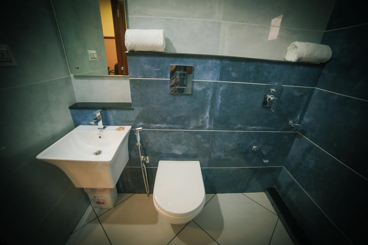 Icon Residency Hotel Kalpatta Buitenkant foto